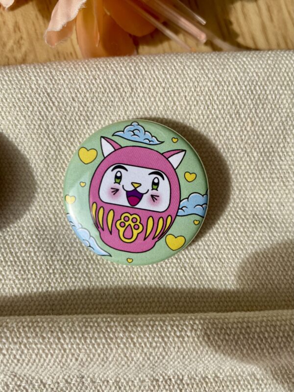 Badge Daruma rose - Collection Asia Mania