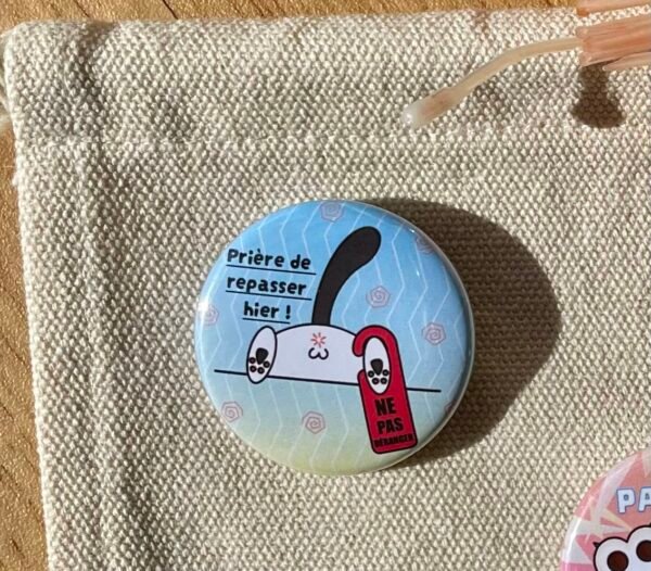 Badge rond Ne pas déranger- Collection Moody Cat